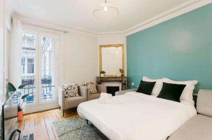 Central Paris 1 Bedroom Near Palais Royal - image 5