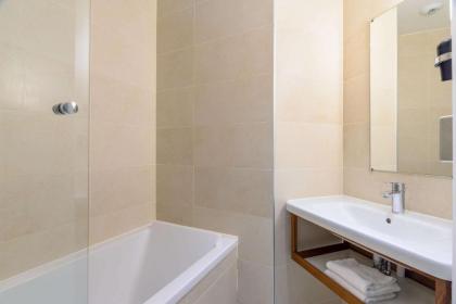 Hotel Sixteen Paris Montrouge - image 5