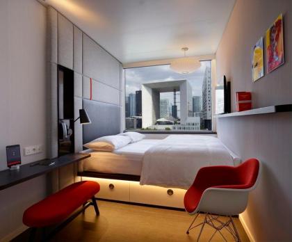 citizenM Paris La Defense - image 4