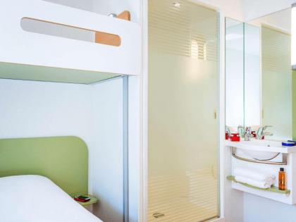 ibis budget Issy Les Moulineaux Paris Ouest - image 14