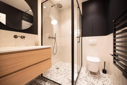 MBM - Luxury apartments PARIS CENTER - image 16