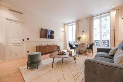 MBM - Luxury apartments PARIS CENTER - image 8