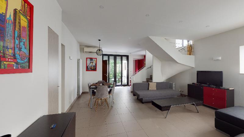 NEW ! Stunning 2BR Apt in the Heart of Paris 15 - image 3