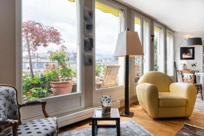 GuestReady - Stunning Apt near Champs Elysées - image 12