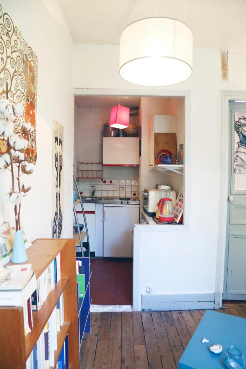 Charming Bright Apartment Near Montmartre - image 4