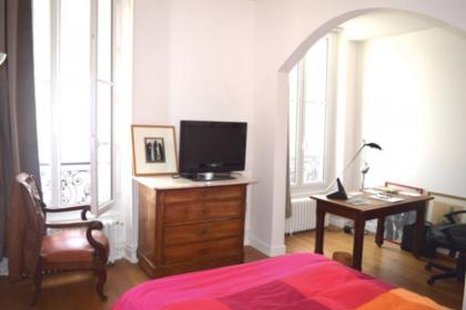 Sumptuousness Apartment Near Saint Germain - image 19