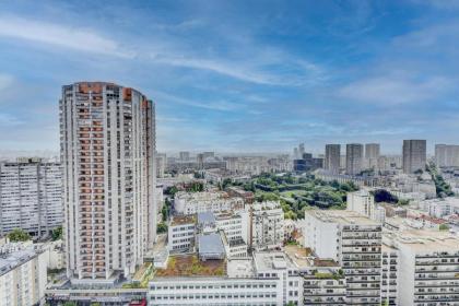 Appartement place d'Italie avec superbe vue - image 2