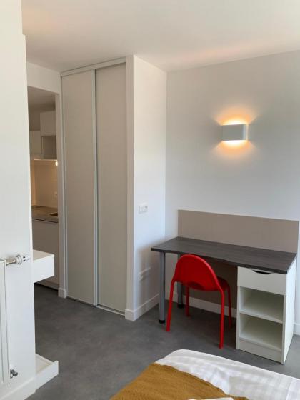 Moov'Appart Hotel Clichy - image 5