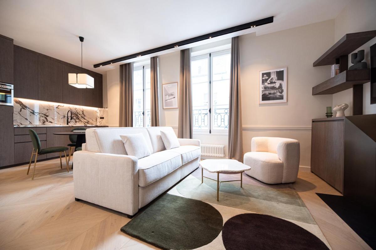 MBM - Luxury home in marais - main image