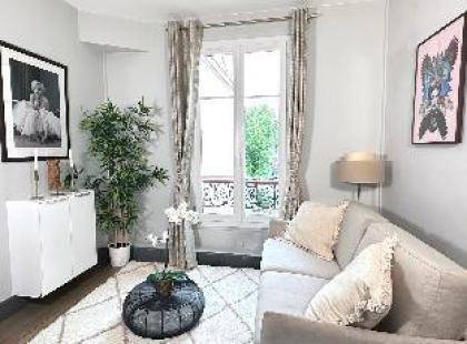 B 827 - Champ de Mars - Appartement parisien - image 14