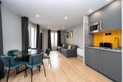 Staycity Aparthotels Paris Gare de l'Est - image 11