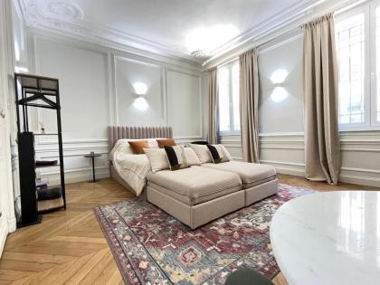 Cozy Studio Champs Elysée Arc de Triomphe 1 Paris 