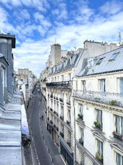 Apartment in Paris 