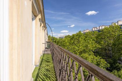 Veeve - Boughs on the Breeze - image 8