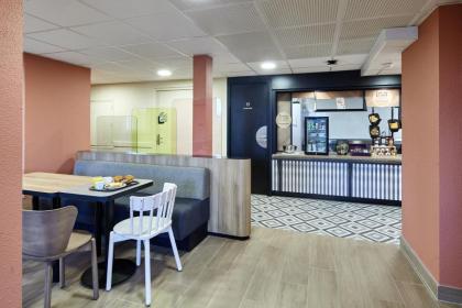 B&B HOTEL Paris Nord Gonesse Parc des Expos - image 13