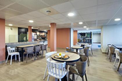 B&B HOTEL Paris Nord Gonesse Parc des Expos - image 6