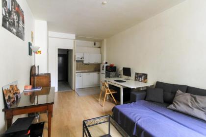 Charming Studio With View Near The Sacré Coeur! - image 4