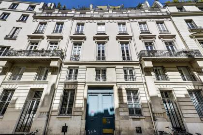 Modern french studio IN PARIS - image 14