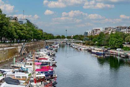 Veeve - Sail Away by the Seine - image 15