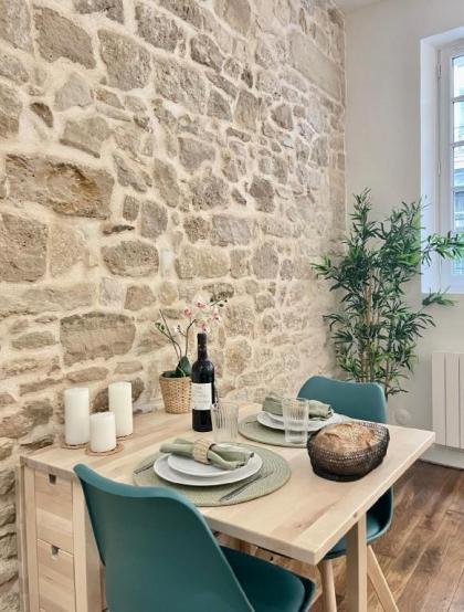 B 1599 - Stunning studio in Le Marais - image 20