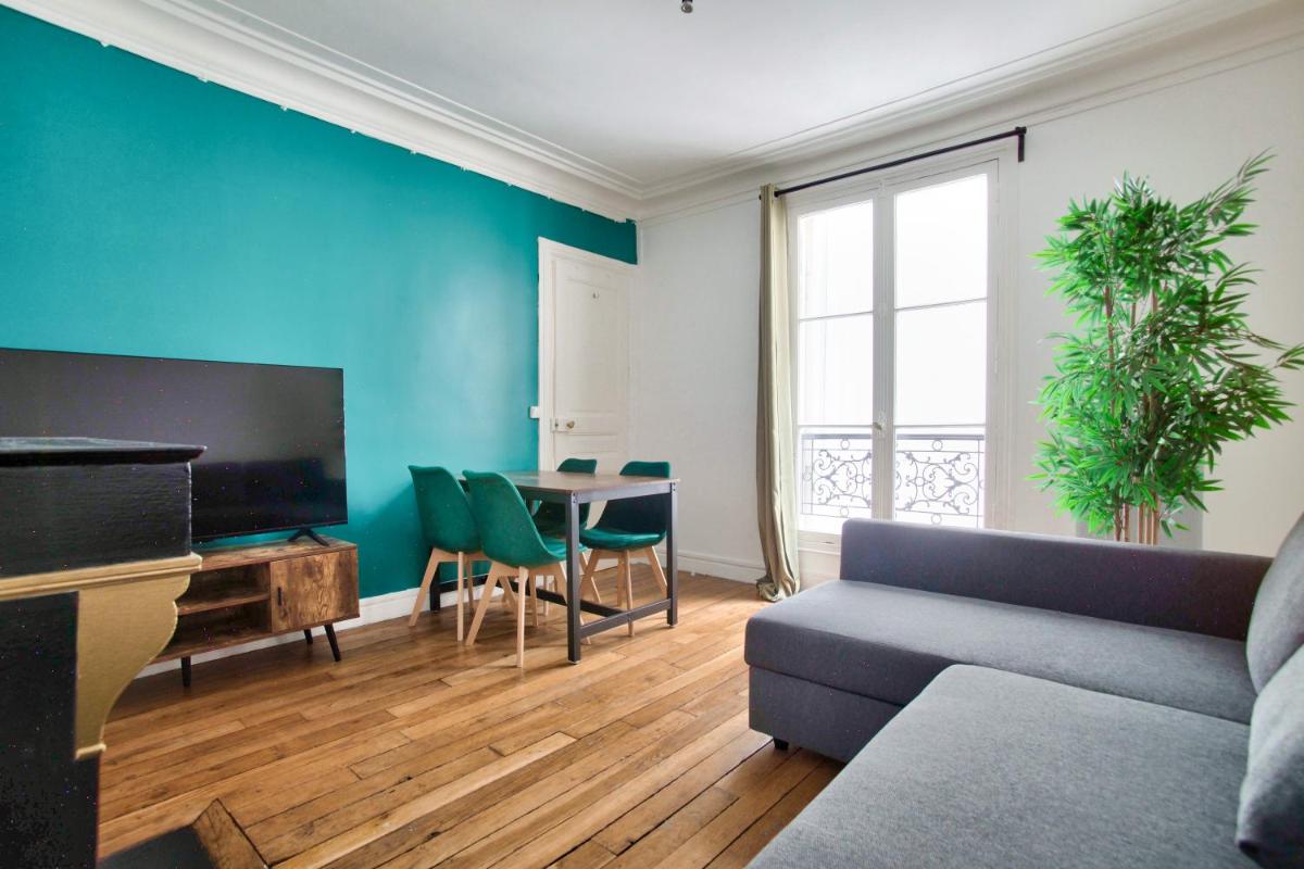 1 Bedroom Notre Dame de Paris Monge - image 2