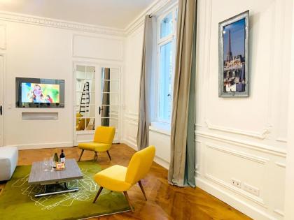 2 bedrooms - Paris centre - Champs Elysees - image 4