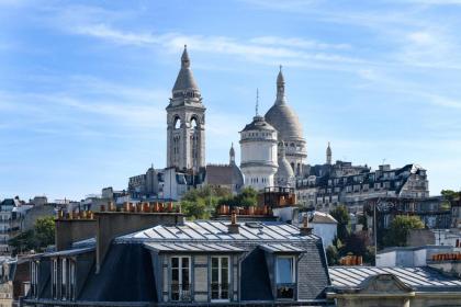 Magnificent apartment Sacré-Coeur - Paris 18ème - by feelluxuryholidays - image 5