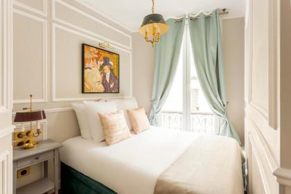 Luxury 5 Bedrooms 3 Bathrooms Apartment - Opera - image 6