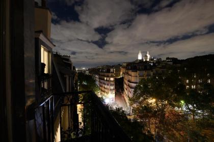 Magnificent apartment with balcony overlooking Sacre-Coeur - Paris 18eme - image 10