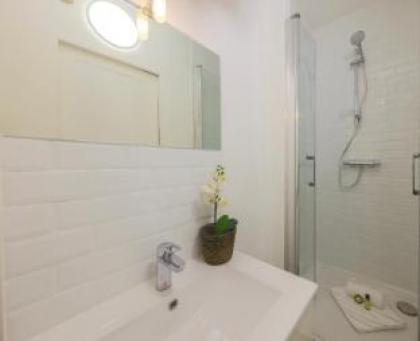 B1592 - Cosy studio near the Parc Monceau ! - image 4