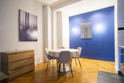 Apartment near Montmartre - image 3