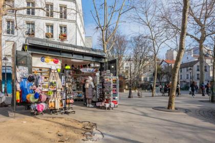 Veeve - The Steps to Sacré Coeur - image 12