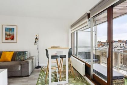 Studio with balcony - Close to Eiffel Tower - image 4