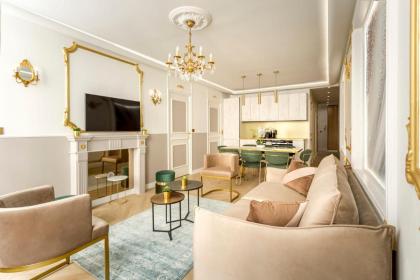 Luxury 3 bedroom and 3 bathroom -Louvre Marais - image 14