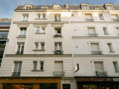 Large Modern Studio close to the Eiffel Tower and Paris Highlights - image 10