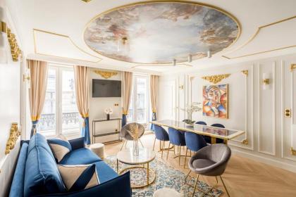 Luxury 2 Bedroom & 2 Bathroom Apartment - Louvre Paris