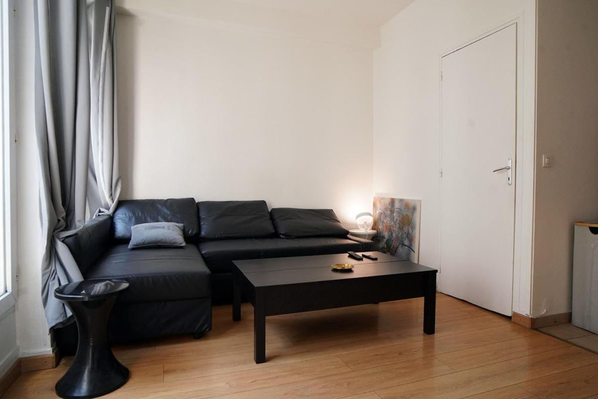 Apartment near la villette - main image