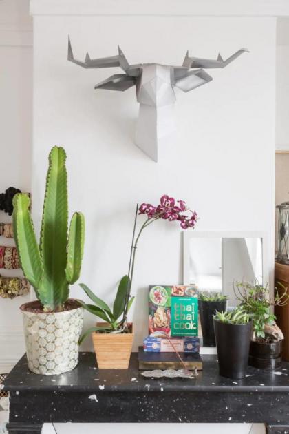 Parisian apartment with Eiffel Tower view - image 16