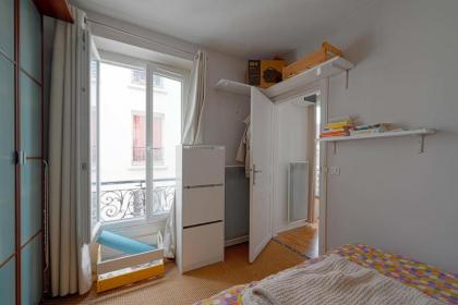 Apartment near Place de la Nation - image 5