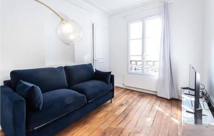 Amazing Apartment In Paris With Wifi And 1 Bedrooms - image 14