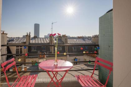 Eiffel Tower view terrace Saint Germain des Pres - image 10