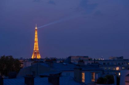 Eiffel Tower view terrace Saint Germain des Pres - image 4