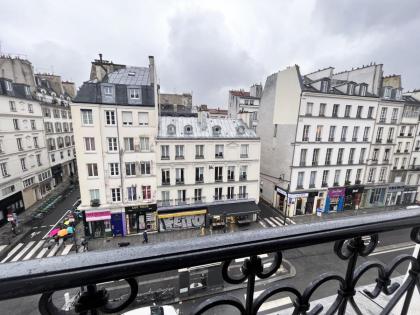 164 - Charming Studio in Center of Paris - image 17