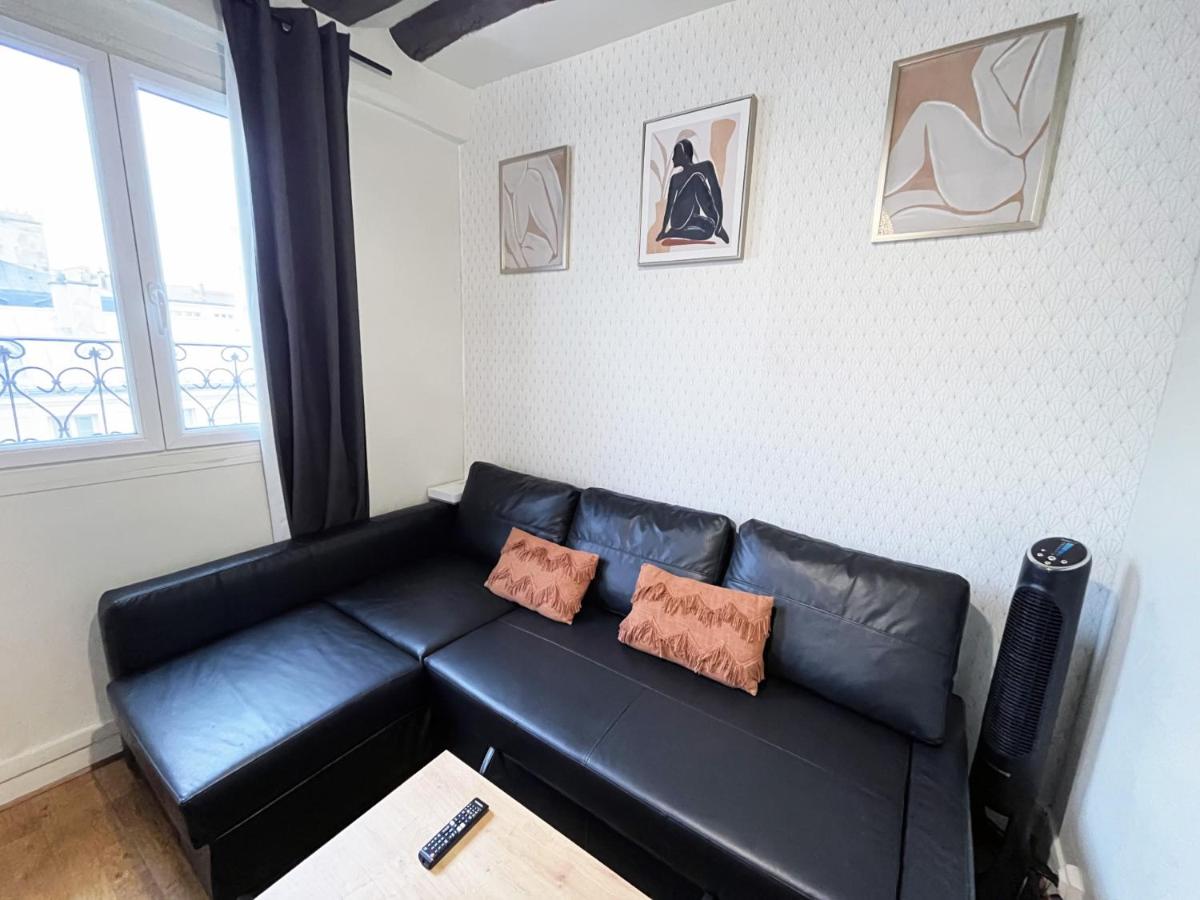 164 - Charming Studio in Center of Paris - image 3