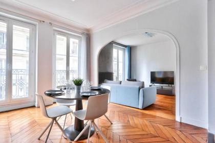 Appartement Quartier Parc Monceau - image 3