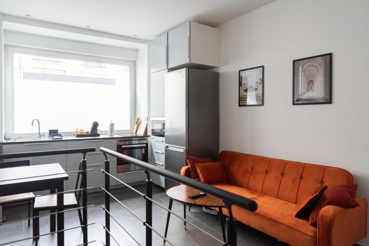 Spacious and comfortable apartment in Paris 17th - image 6