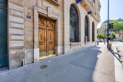 165 - Urban Studio near Haussmann Boulevard - image 17