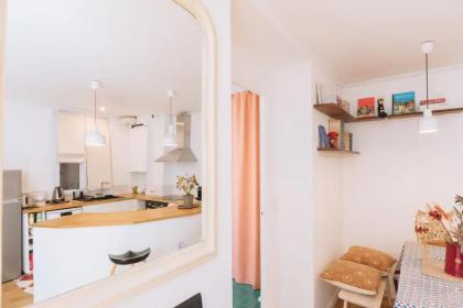 Charming 1BD Apart near Le Marais - image 10