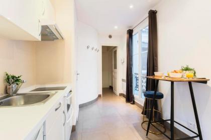 St Germain & Latin Quarter - CityApartmentStay - image 11