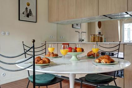 Pont Neuf & St Germain - CityApartmentStay - image 20